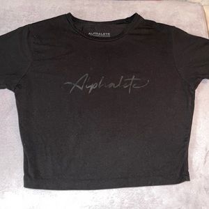 alphalete cropped tee